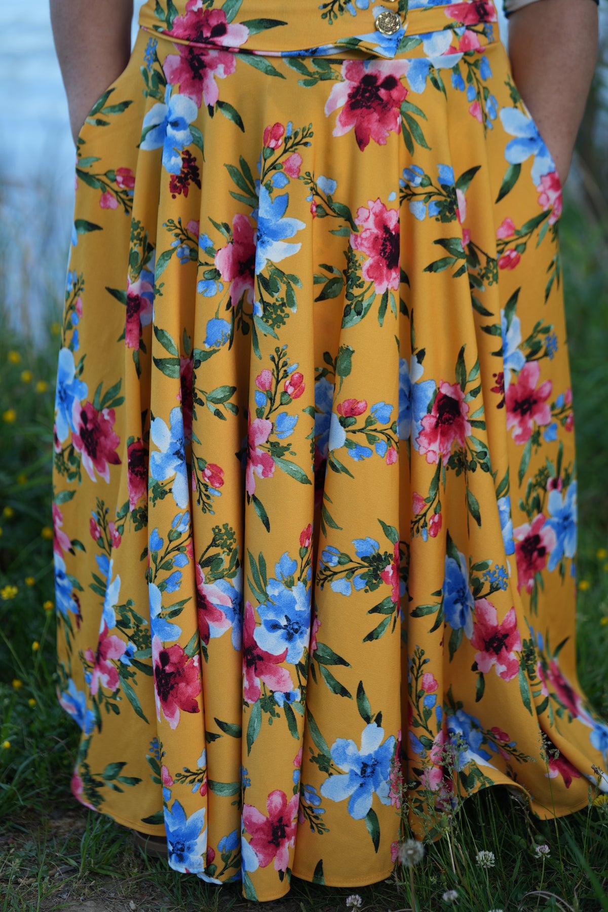 Women's Floral Crepe Maxi Skirt with Pockets